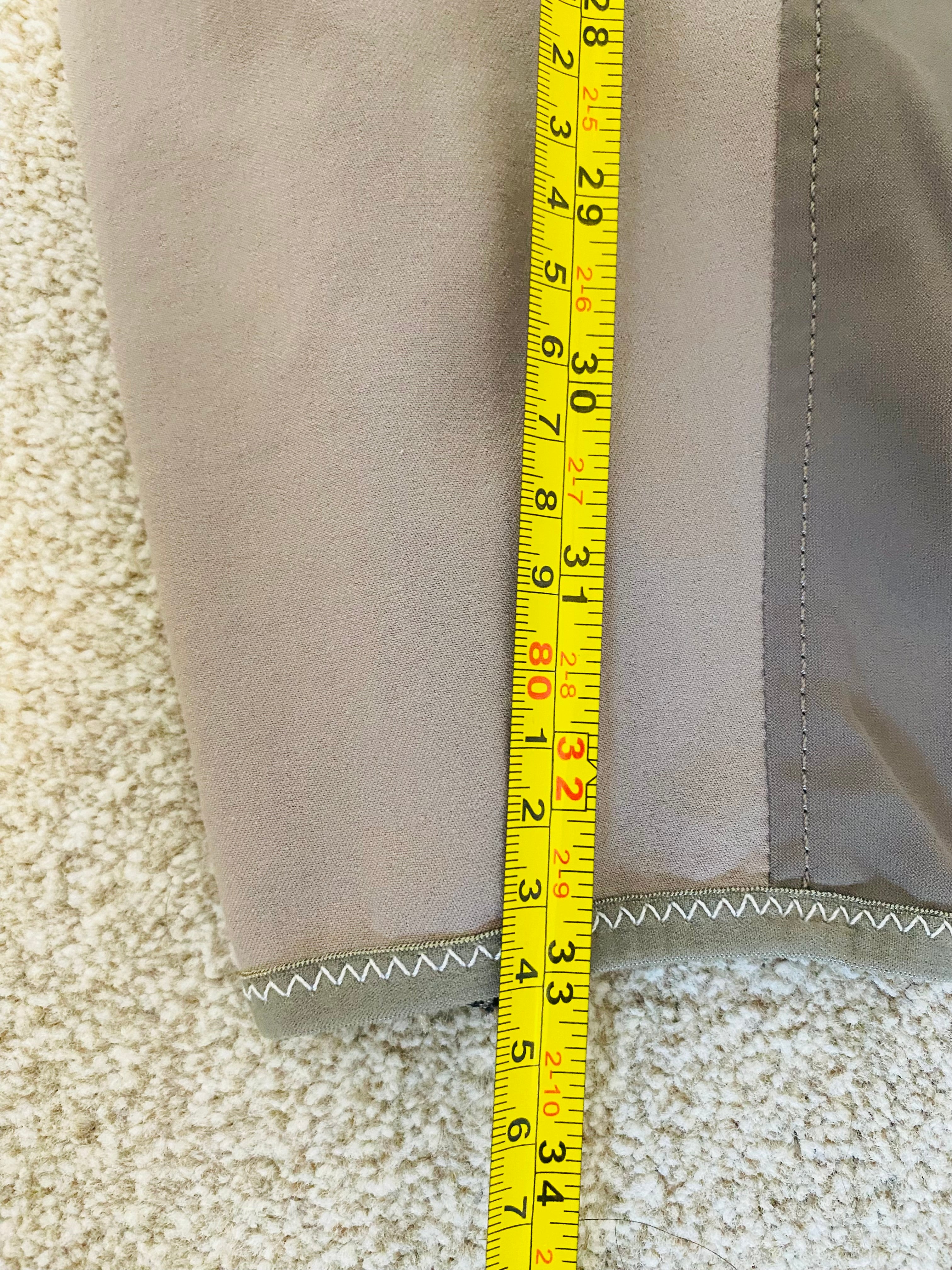 Pikeur Knee Grip Riding Breeches Beige/Taupe EU 46 GB 32