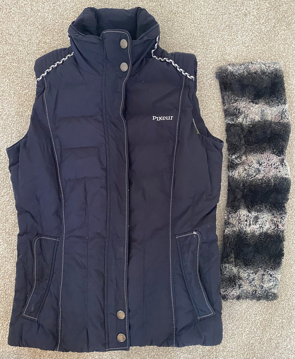 Pikeur Ladies Down Gilet Bodywarmer Navy Size 36 With Detachable Fur Collar