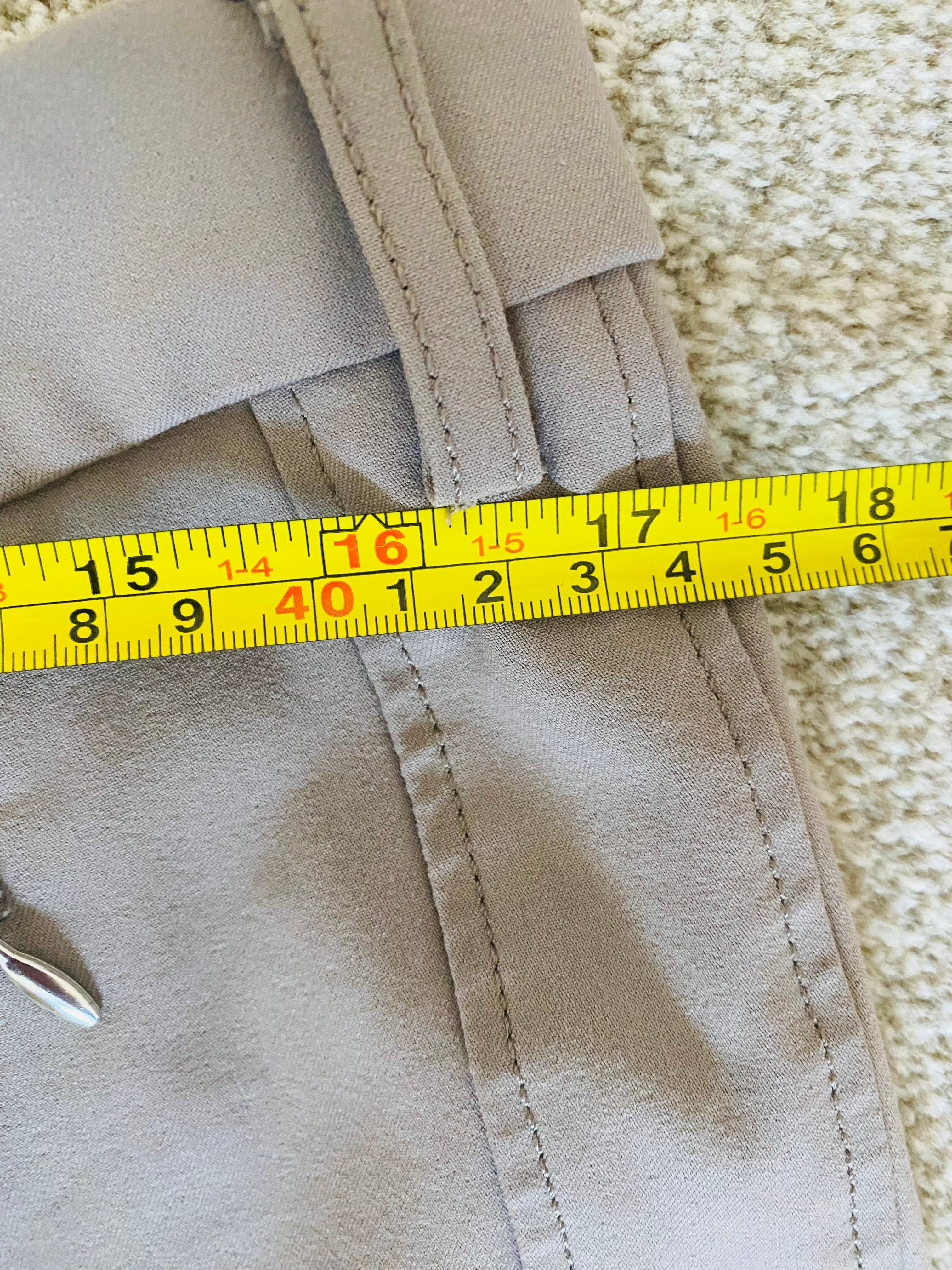 Pikeur Knee Grip Riding Breeches Beige/Taupe EU 46 GB 32
