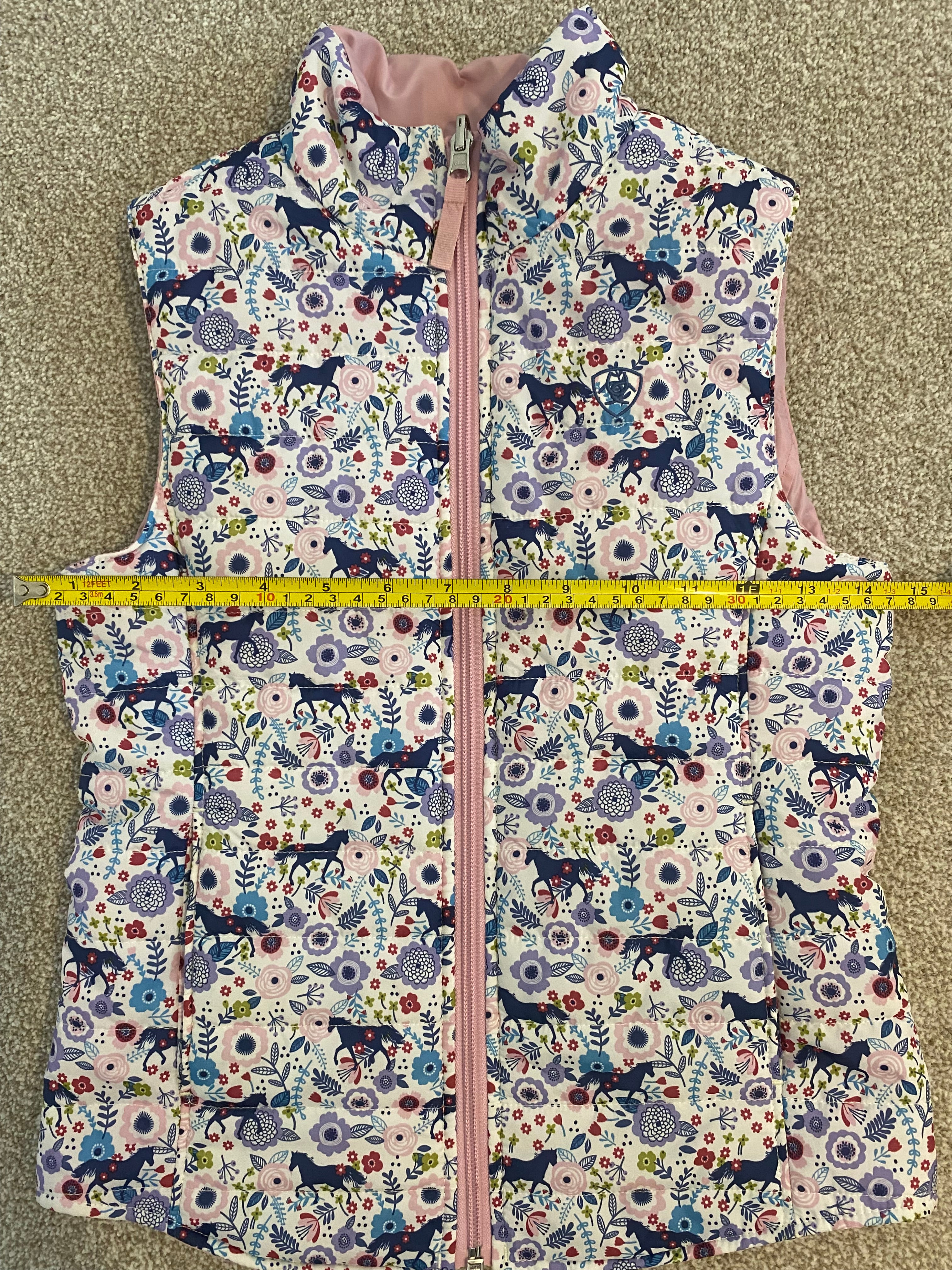 Ariat Girls Floral Horse Print Quilted Gilet Bodywarmer Pink Medium (M)
