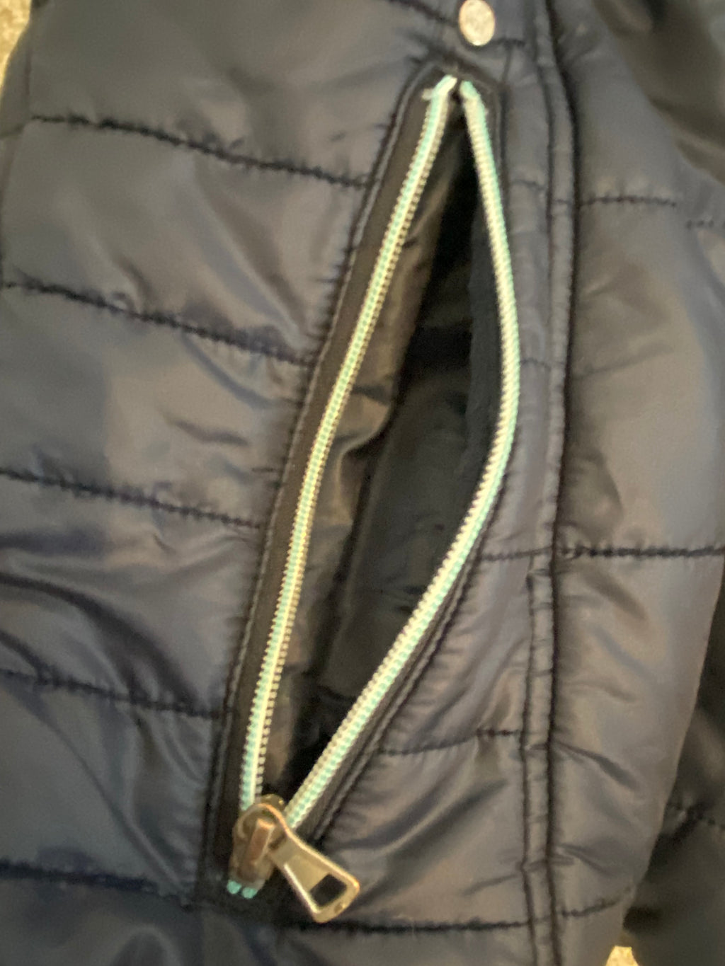 Pikeur Naira Ladies Quilted Riding Gilet Navy UK 8 EU 36 Detachable Faux Fur Hood