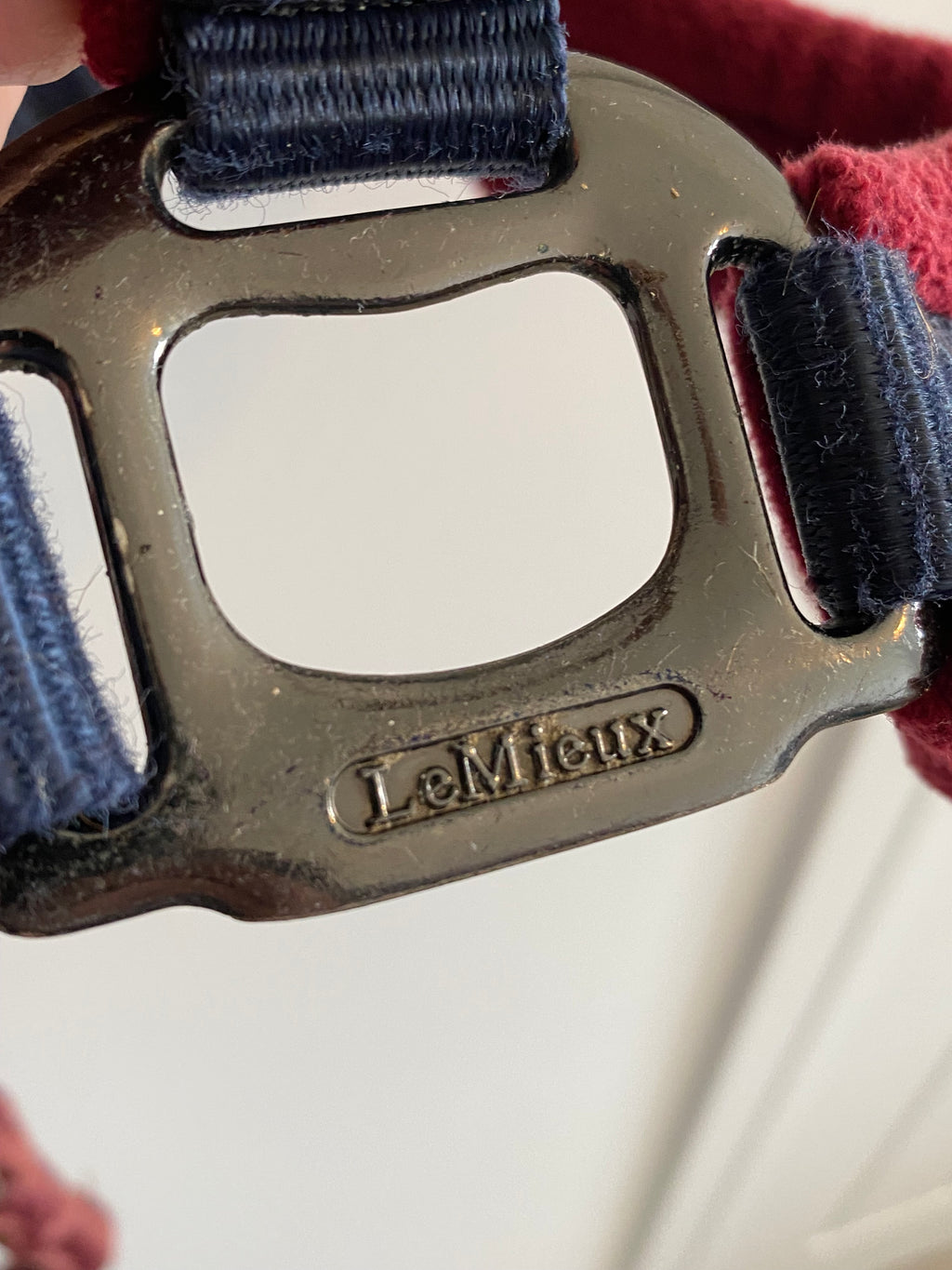 LeMieux Cob Headcollar & Matching Lead Rope – Burgundy/Navy