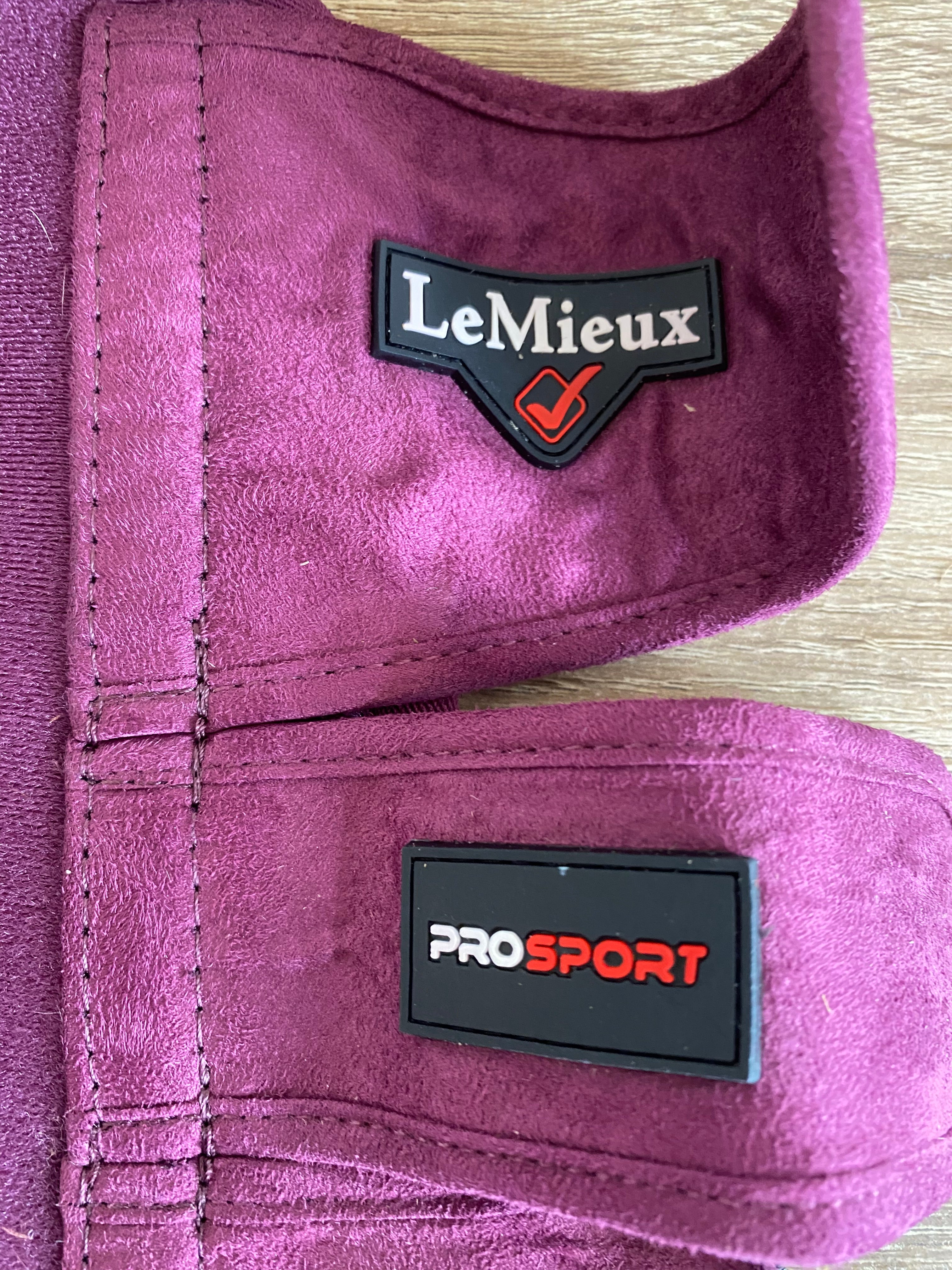 LeMieux ProSport Brushing Boots XL – Mulberry/Burgundy